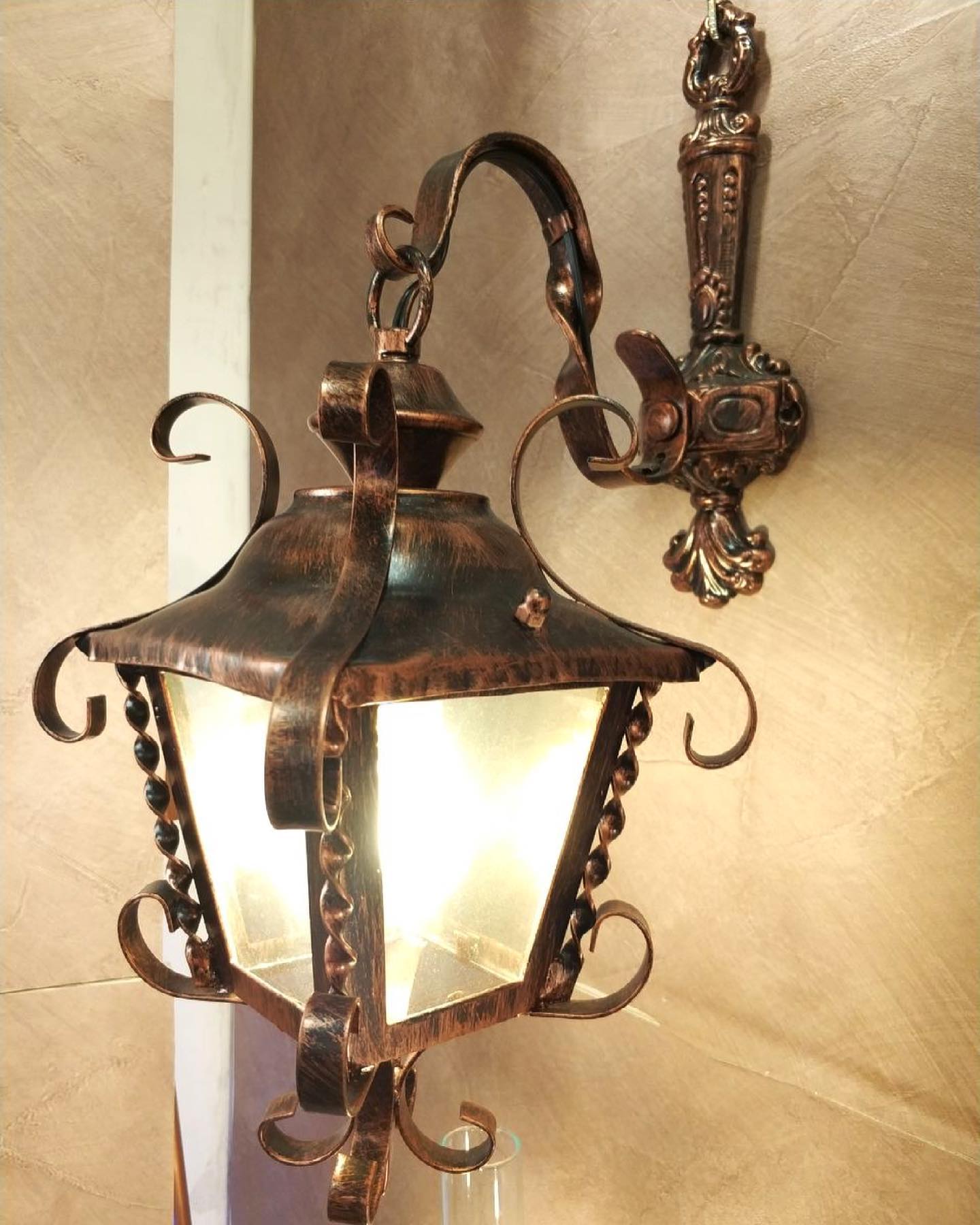 Scottish Wall Lamp, Indoor and Outdoor Use