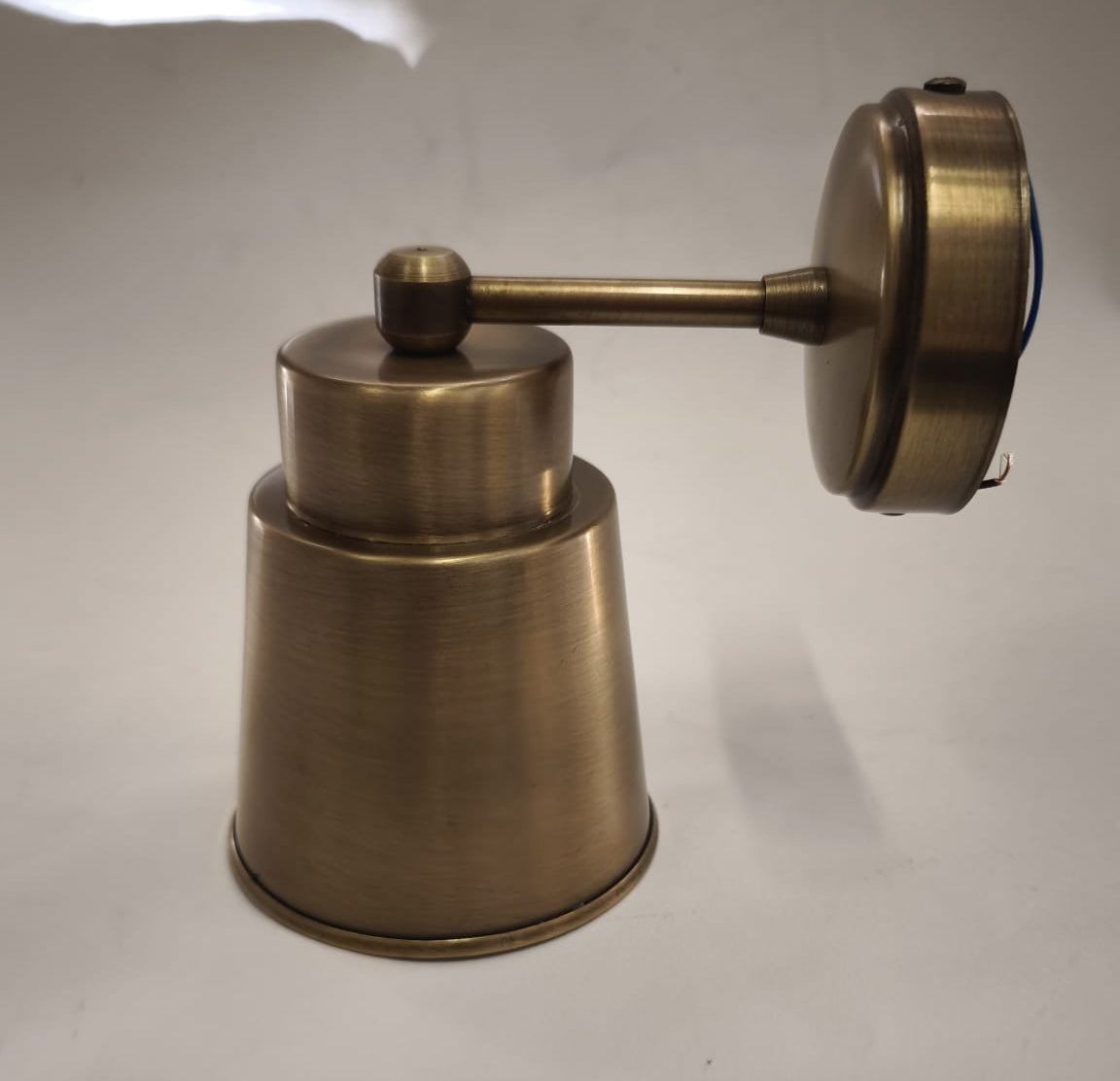 Küçük Bardak Aplik Eskitme Bronz Tel Lighting Satın Al