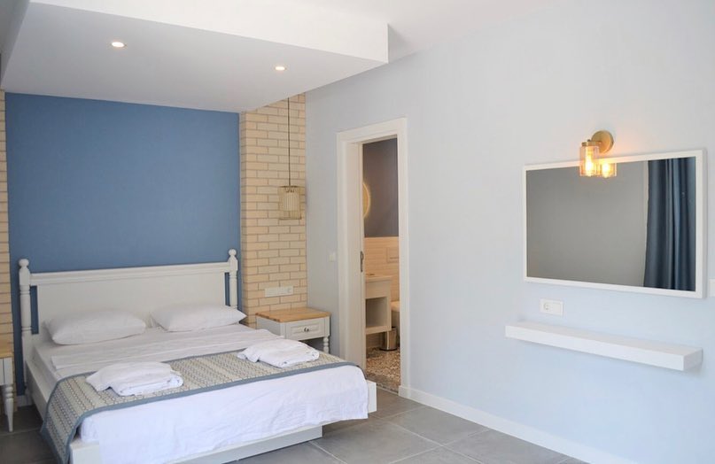 Bedside Wire Lampshade Pendant Lamp