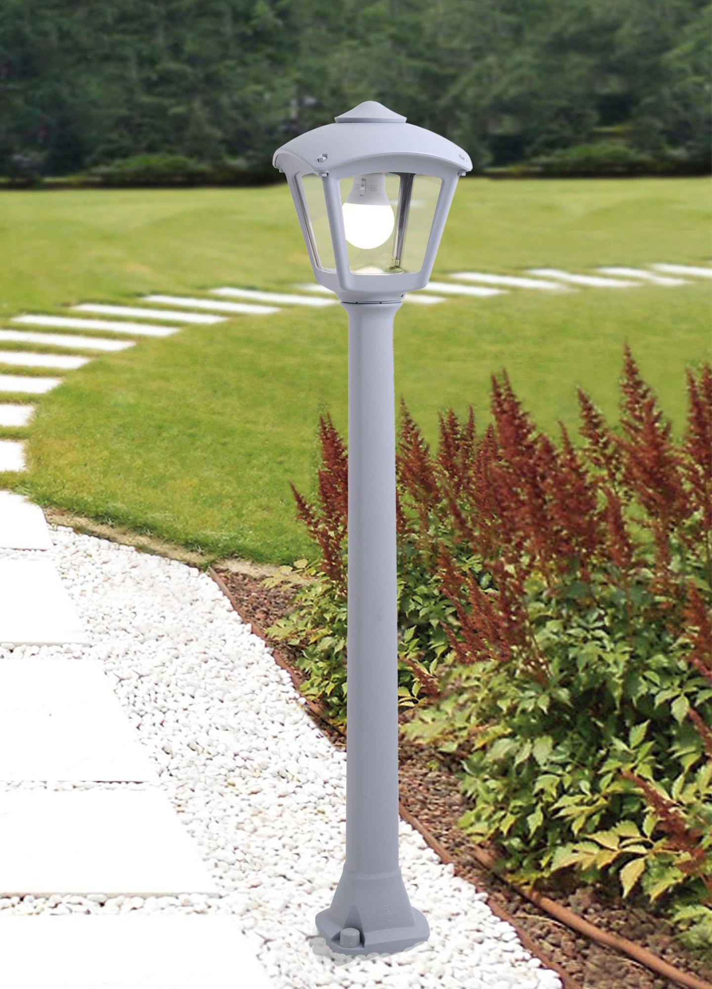 Roby Garden Outdoor Wall Lamp