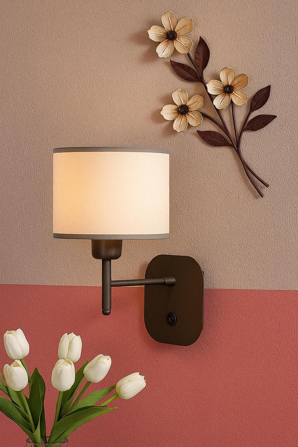 Applique Zaffiro con interruttore, illuminazione da comodino