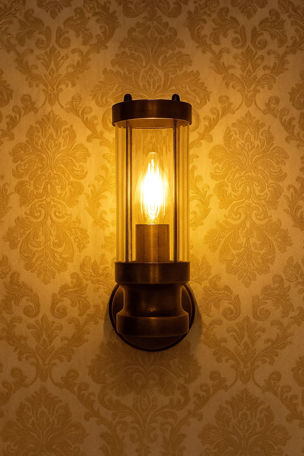 Yıldız Cam Tekli, Eskitme